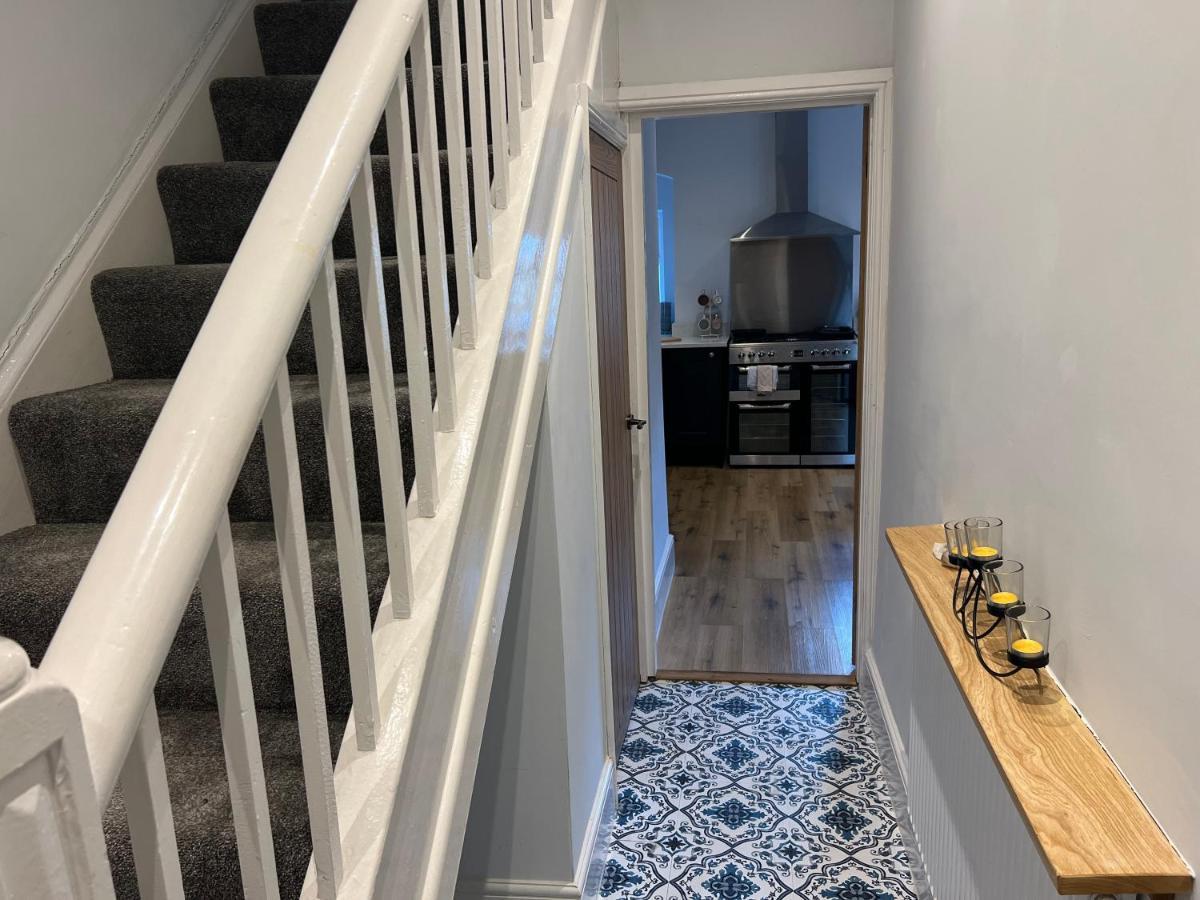 Luxury 2 Bed Apartment Great Location Stoke-on-Trent Exteriör bild