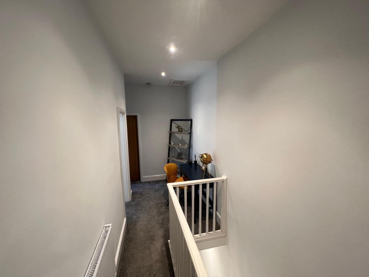 Luxury 2 Bed Apartment Great Location Stoke-on-Trent Exteriör bild